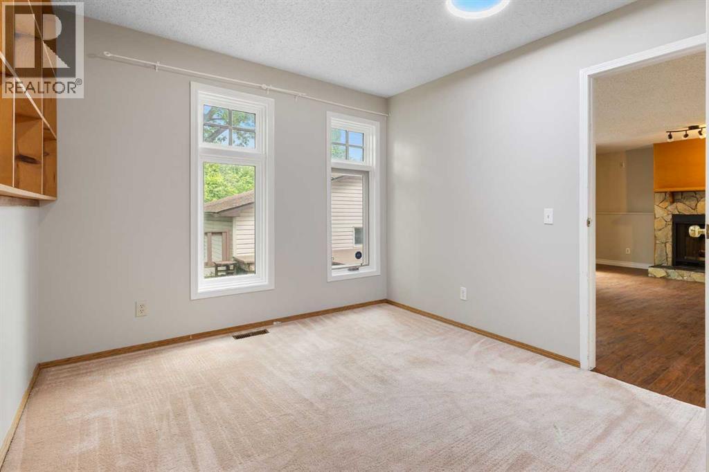 68 Scenic Acres Drive Nw, Calgary, Alberta