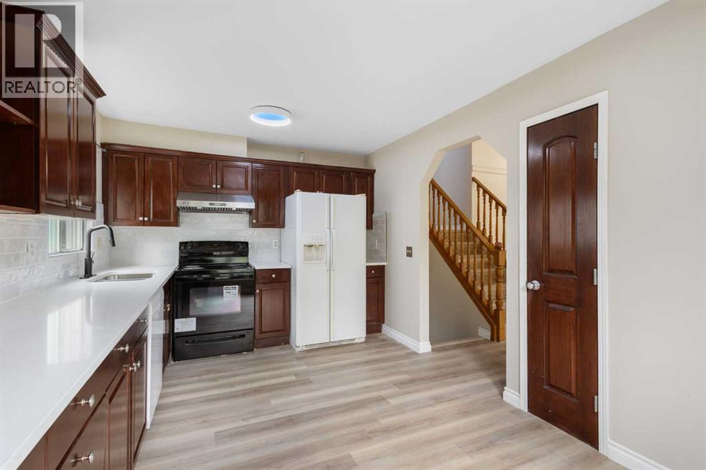 68 Scenic Acres Drive Nw, Calgary, Alberta