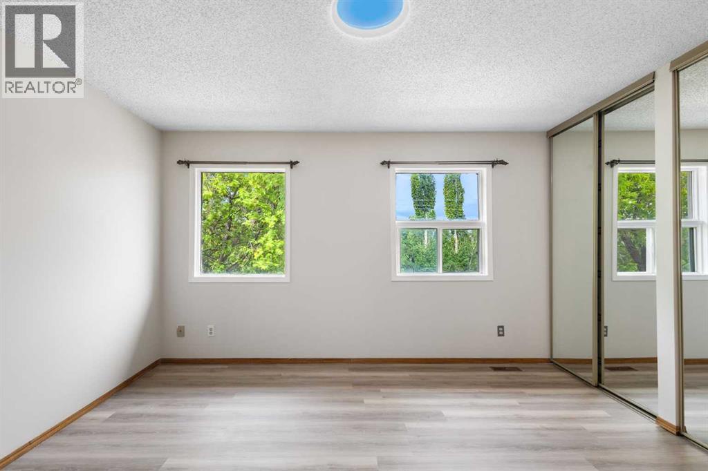 68 Scenic Acres Drive Nw, Calgary, Alberta