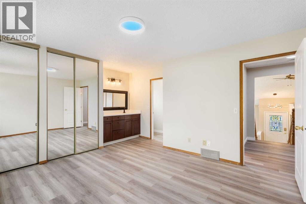 68 Scenic Acres Drive Nw, Calgary, Alberta