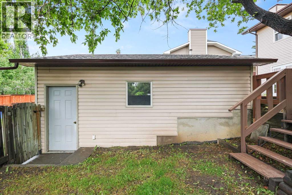 68 Scenic Acres Drive Nw, Calgary, Alberta