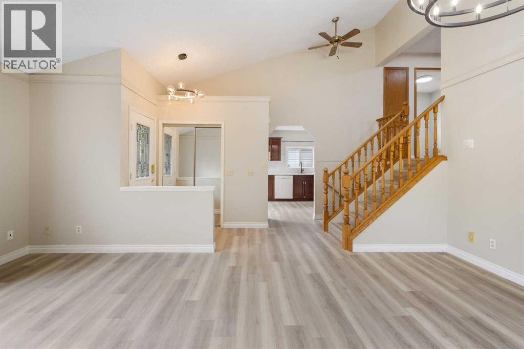 68 Scenic Acres Drive Nw, Calgary, Alberta