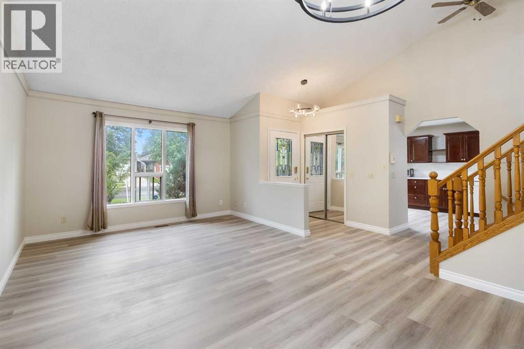 68 Scenic Acres Drive Nw, Calgary, Alberta