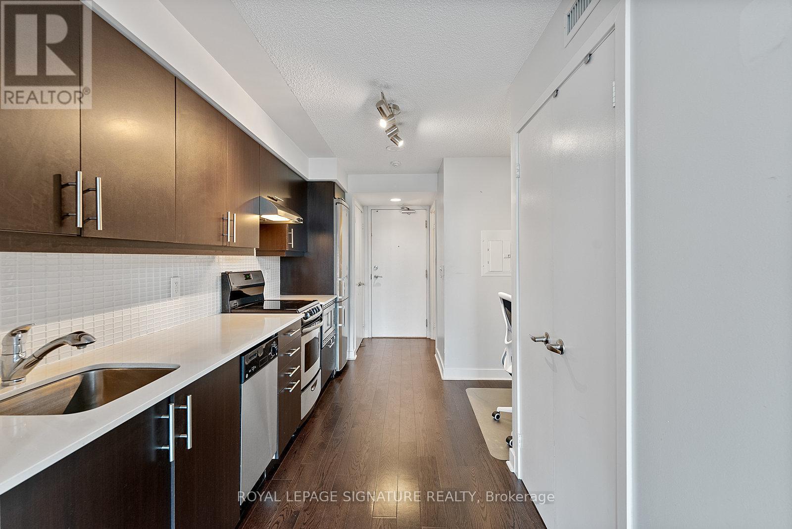 718 - 320 Richmond Street E, Toronto (moss Park), Ontario
