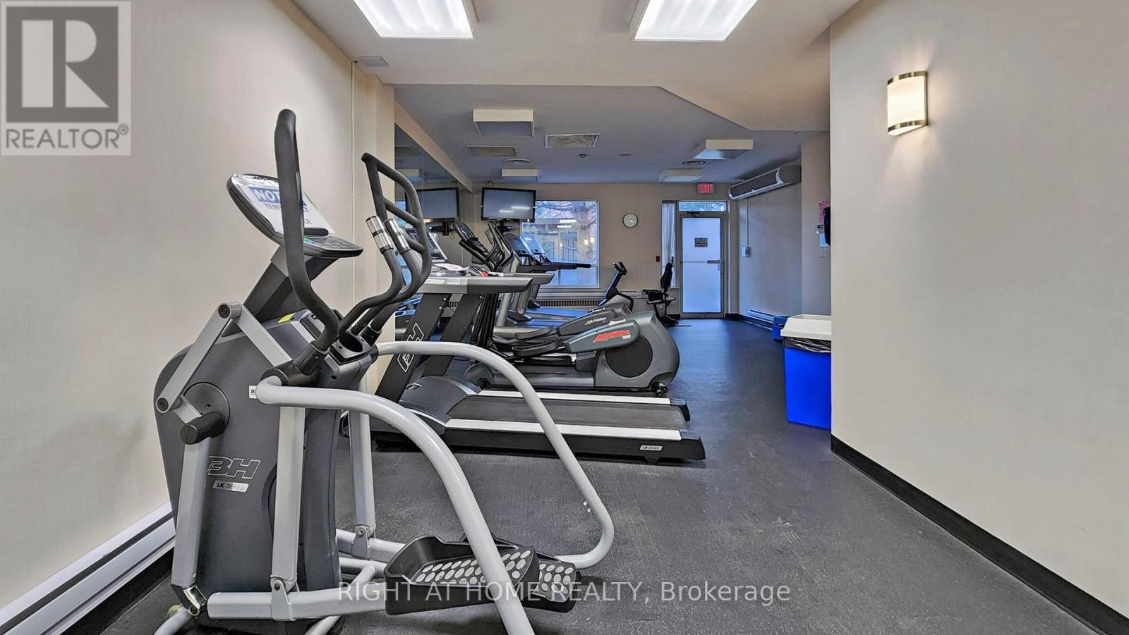 207 - 35 Empress Avenue, Toronto (willowdale East), Ontario
