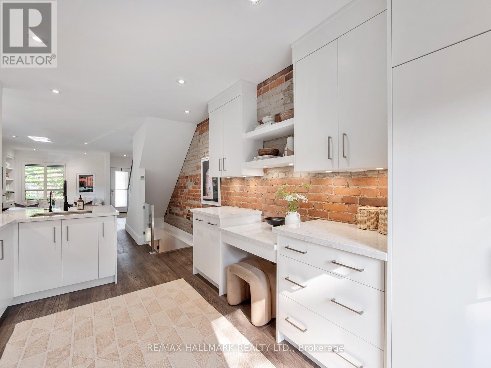 42 Arundel Avenue, Toronto (playter Estates-danforth), Ontario