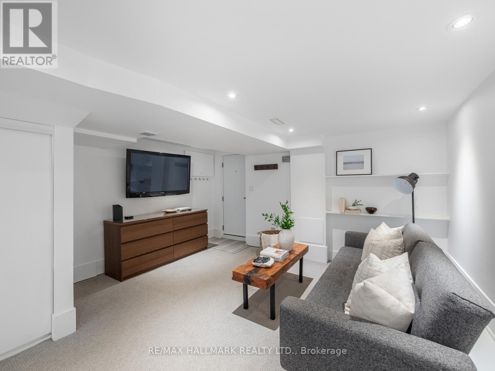 42 Arundel Avenue, Toronto (playter Estates-danforth), Ontario