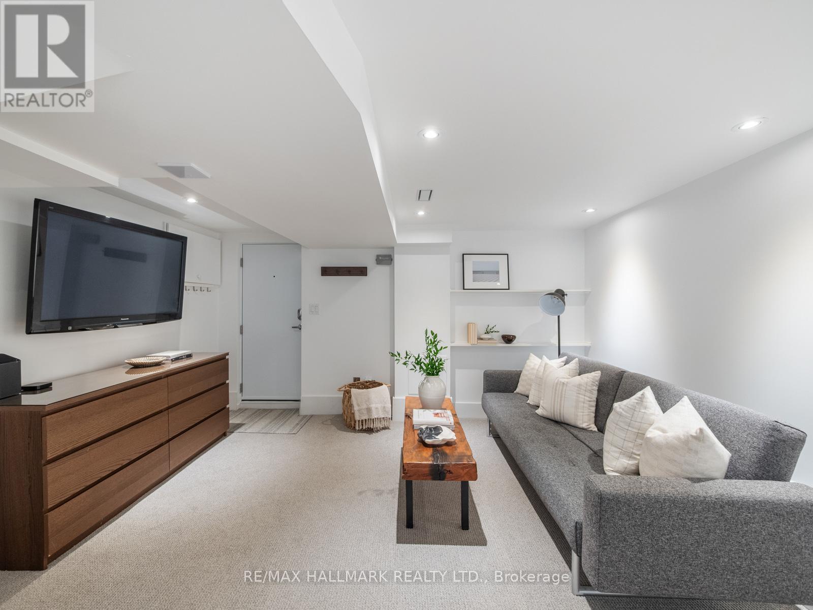 42 Arundel Avenue, Toronto (playter Estates-danforth), Ontario