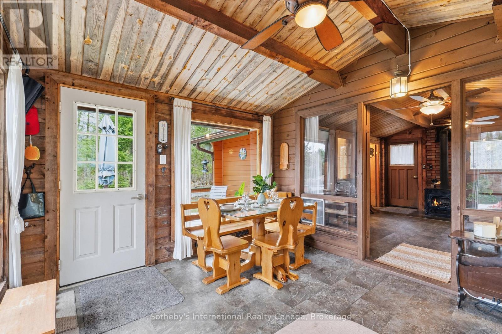 1041 Crockford Lane S, Bracebridge, Ontario