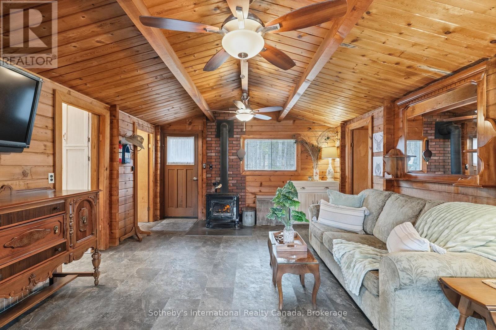 1041 Crockford Lane S, Bracebridge, Ontario
