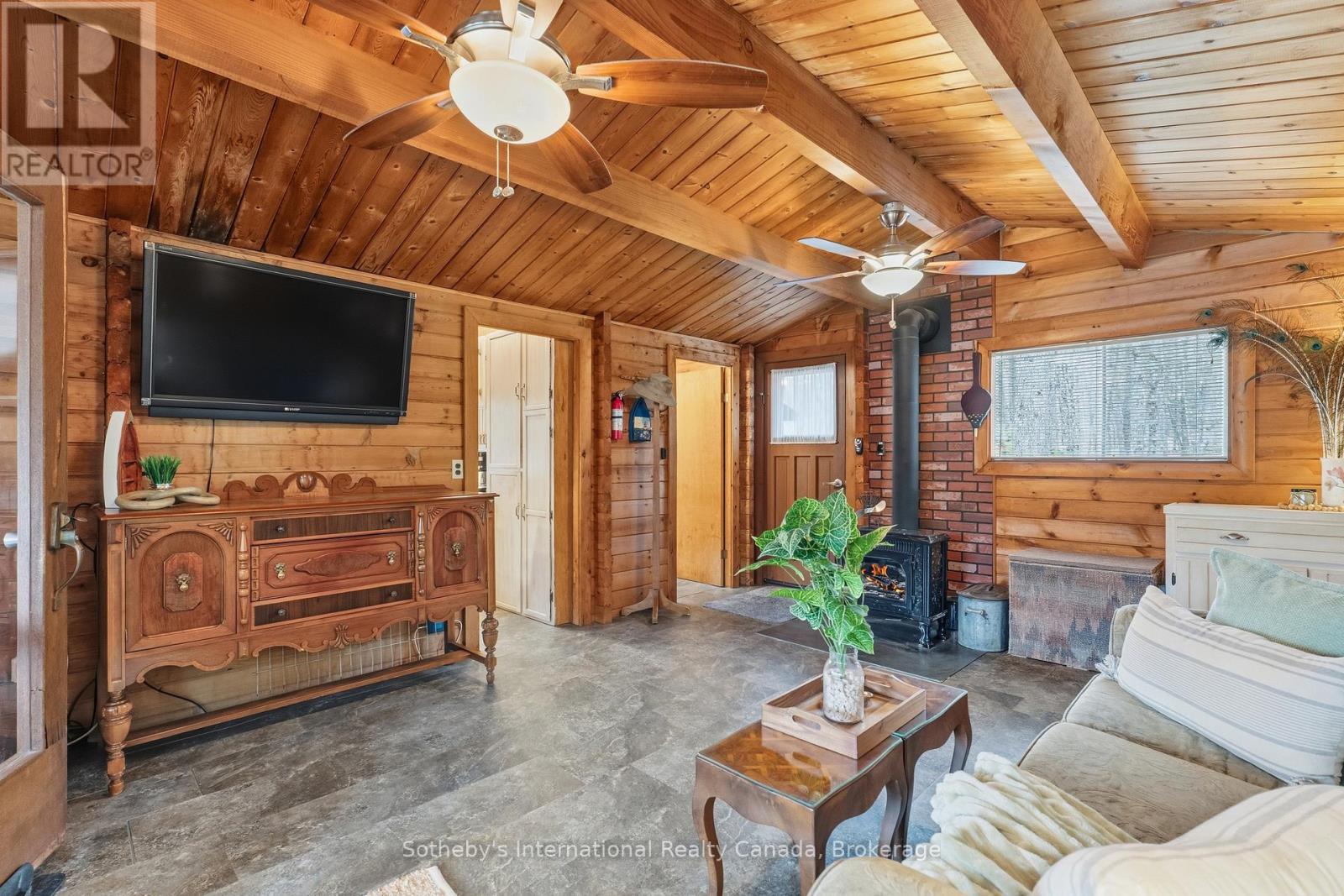 1041 Crockford Lane S, Bracebridge, Ontario