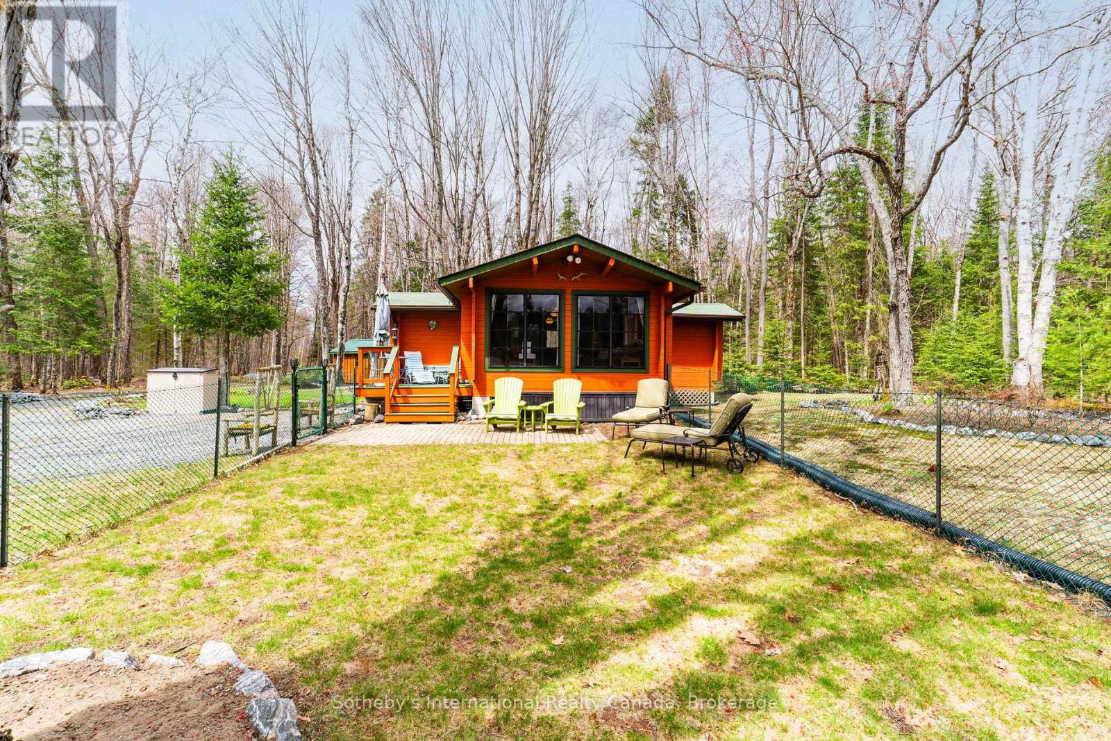 1041 Crockford Lane S, Bracebridge, Ontario