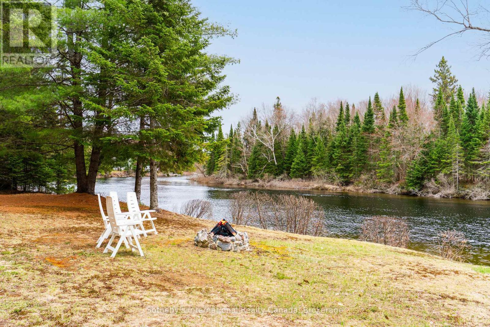 1041 Crockford Lane S, Bracebridge, Ontario