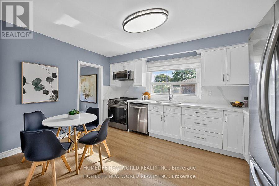 203 Goddard Street, Toronto (bathurst Manor), Ontario