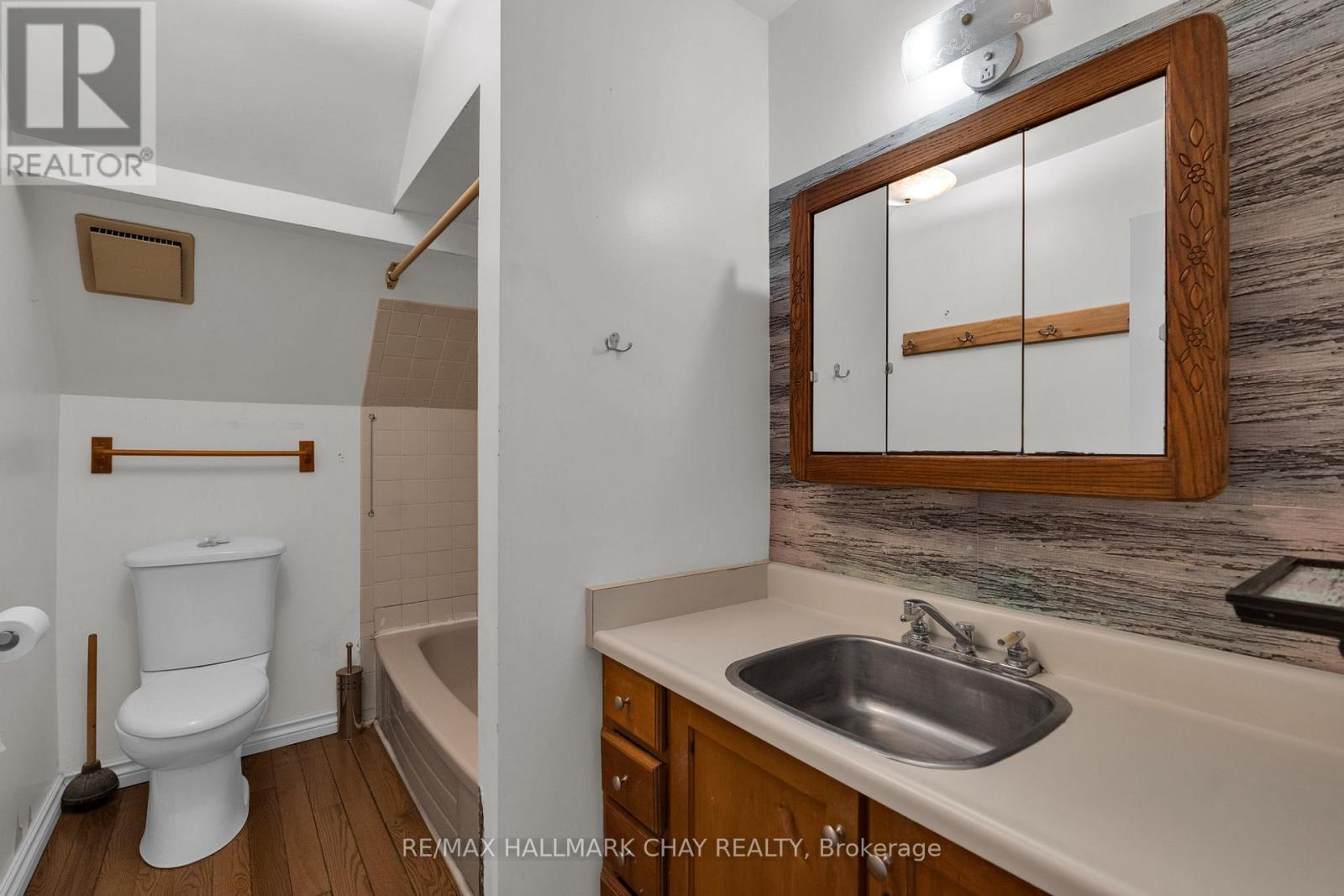 132 Park Road, Tiny, Ontario