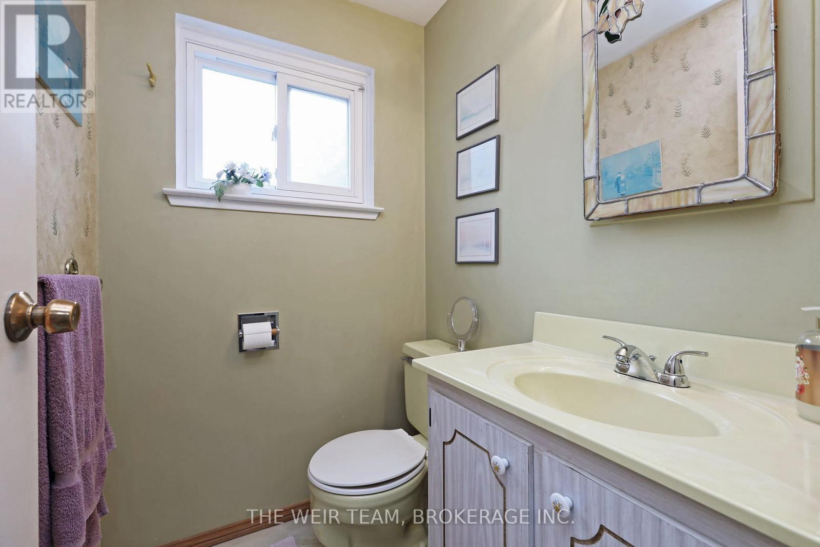 1577 Otterby Road, Mississauga (applewood), Ontario