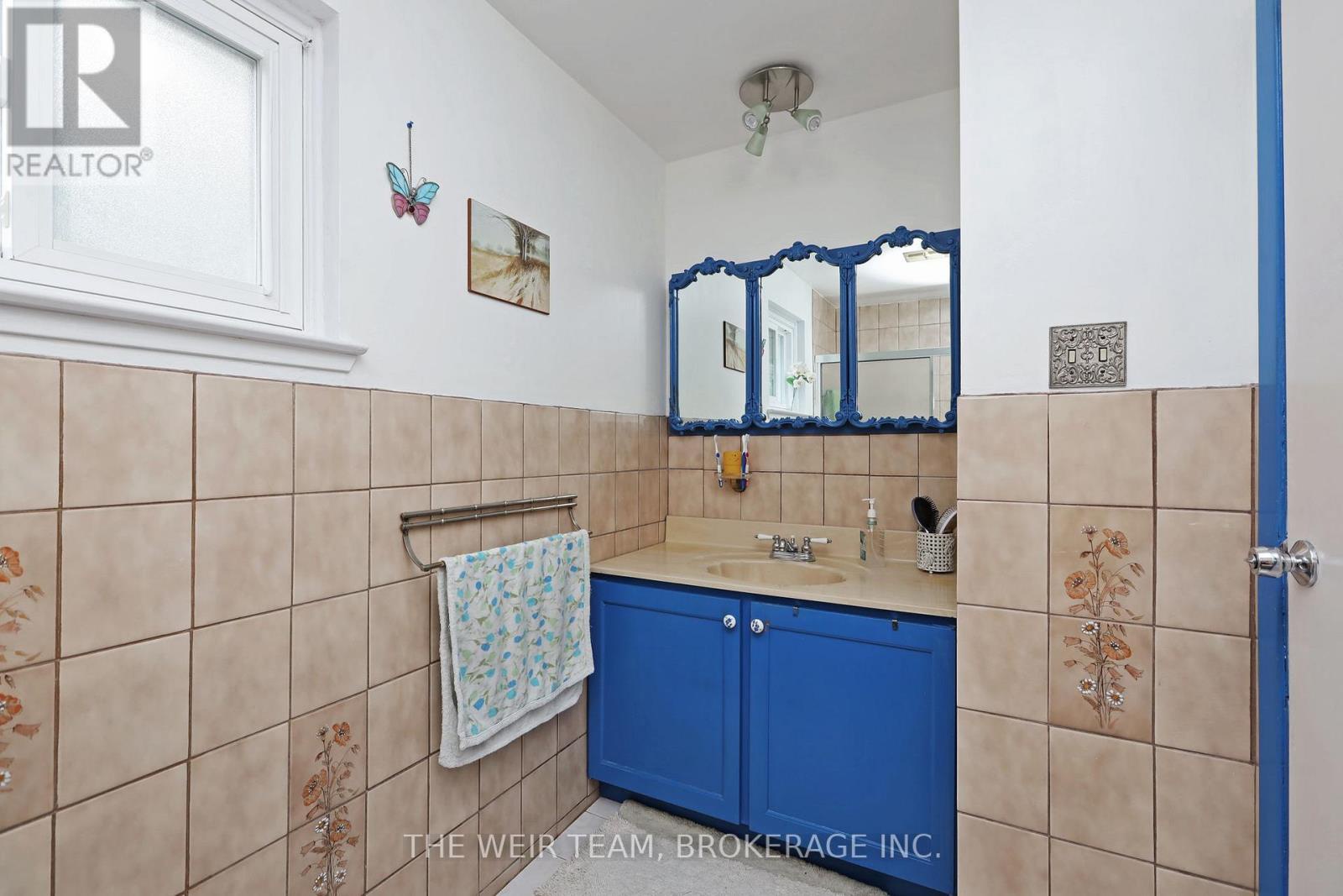 1577 Otterby Road, Mississauga (applewood), Ontario