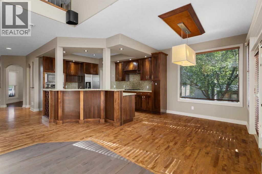 75 Discovery Ridge Mount Sw, Calgary, Alberta