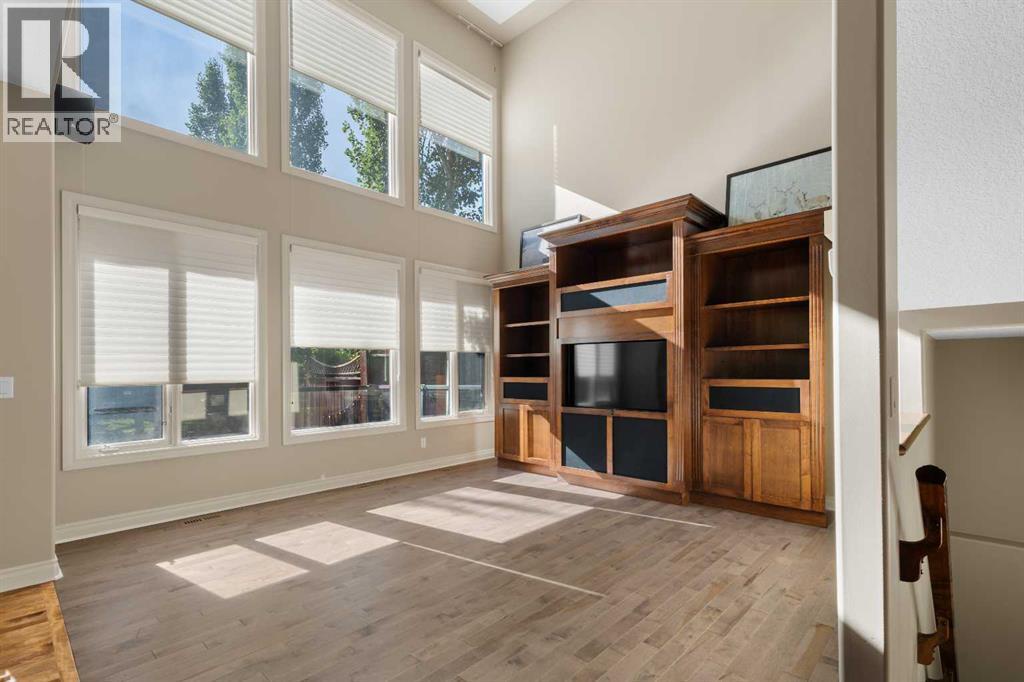 75 Discovery Ridge Mount Sw, Calgary, Alberta