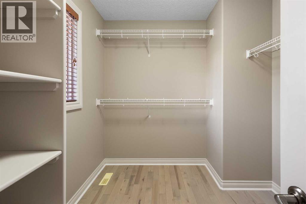 75 Discovery Ridge Mount Sw, Calgary, Alberta