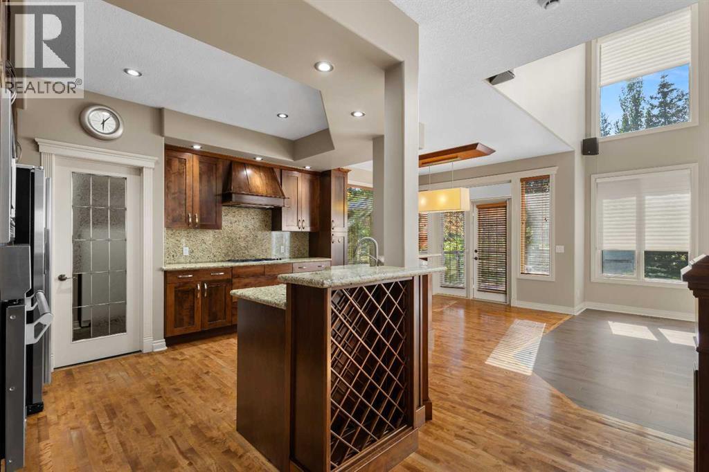 75 Discovery Ridge Mount Sw, Calgary, Alberta