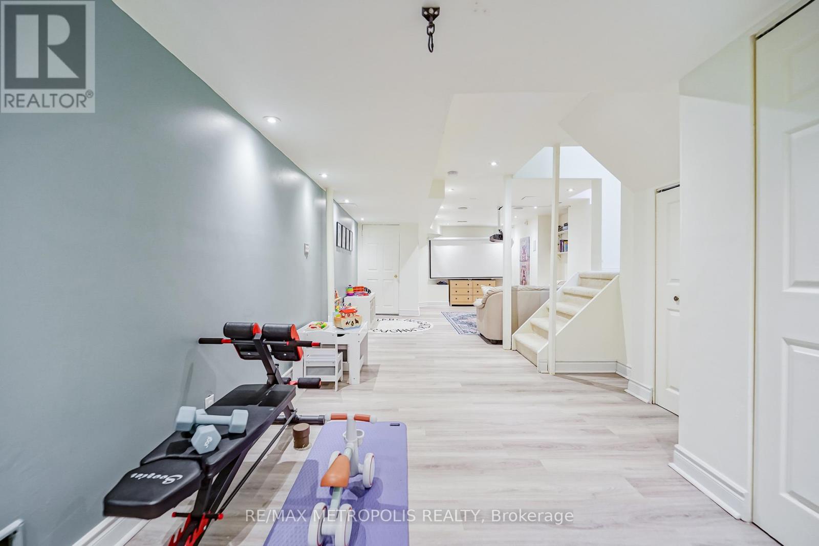 646 Walpole Crescent, Newmarket (stonehaven-wyndham), Ontario