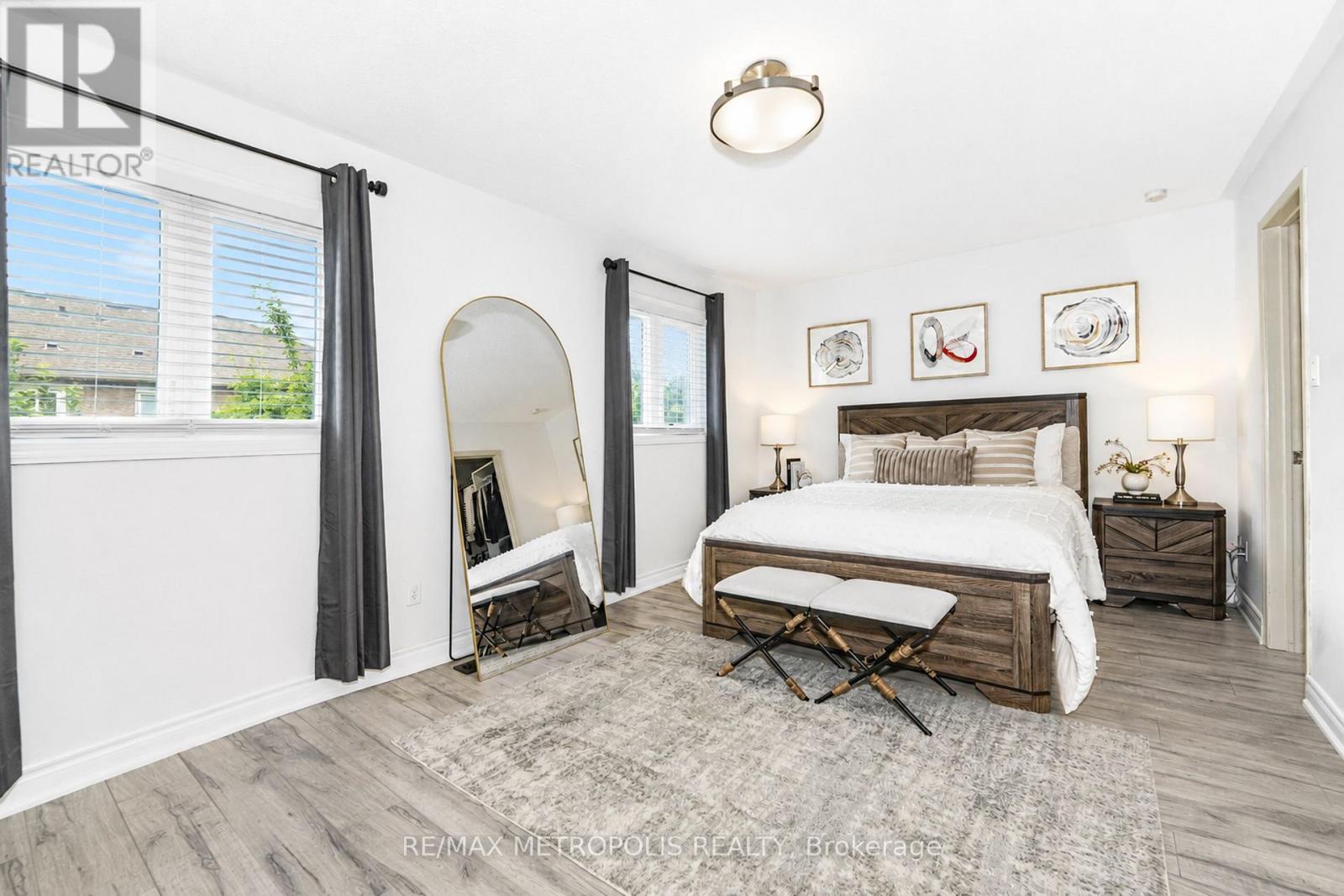 646 Walpole Crescent, Newmarket (stonehaven-wyndham), Ontario