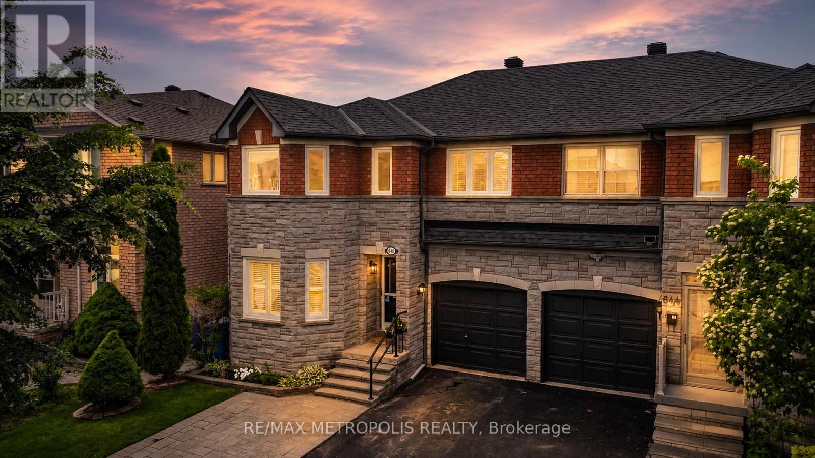 646 Walpole Crescent, Newmarket (stonehaven-wyndham), Ontario