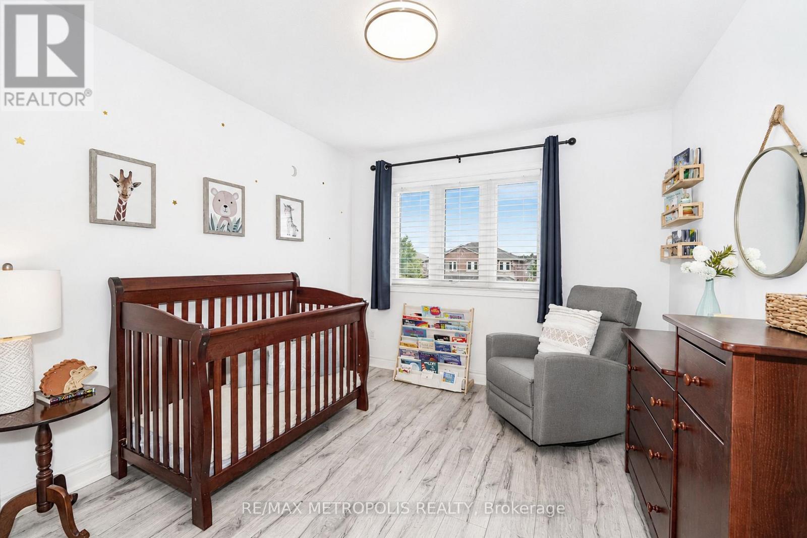 646 Walpole Crescent, Newmarket (stonehaven-wyndham), Ontario