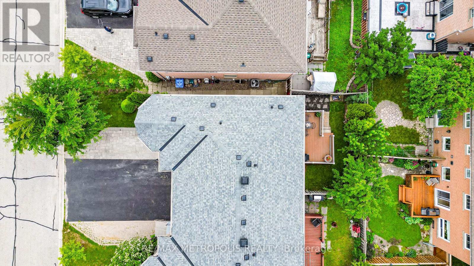 646 Walpole Crescent, Newmarket (stonehaven-wyndham), Ontario