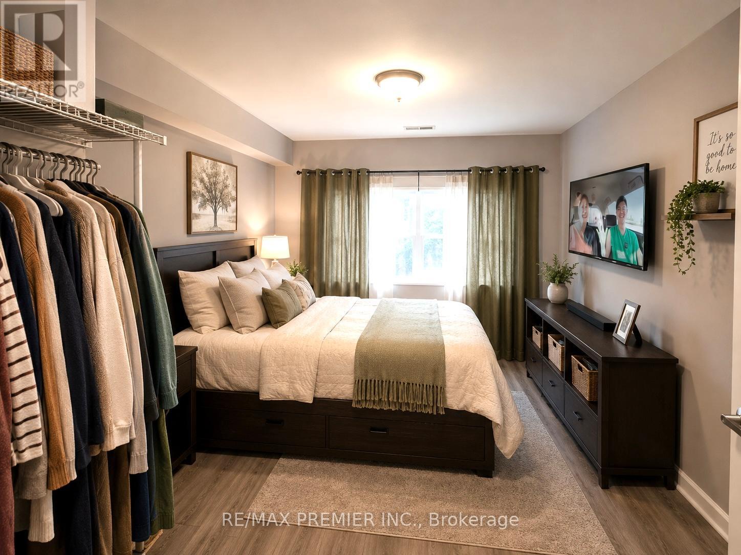 140 - 254 John Garland Boulevard, Toronto (west Humber-clairville), Ontario