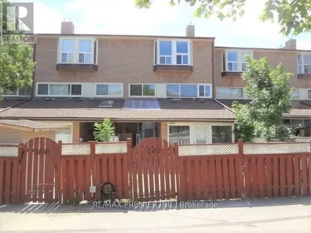 140 - 254 John Garland Boulevard, Toronto (west Humber-clairville), Ontario