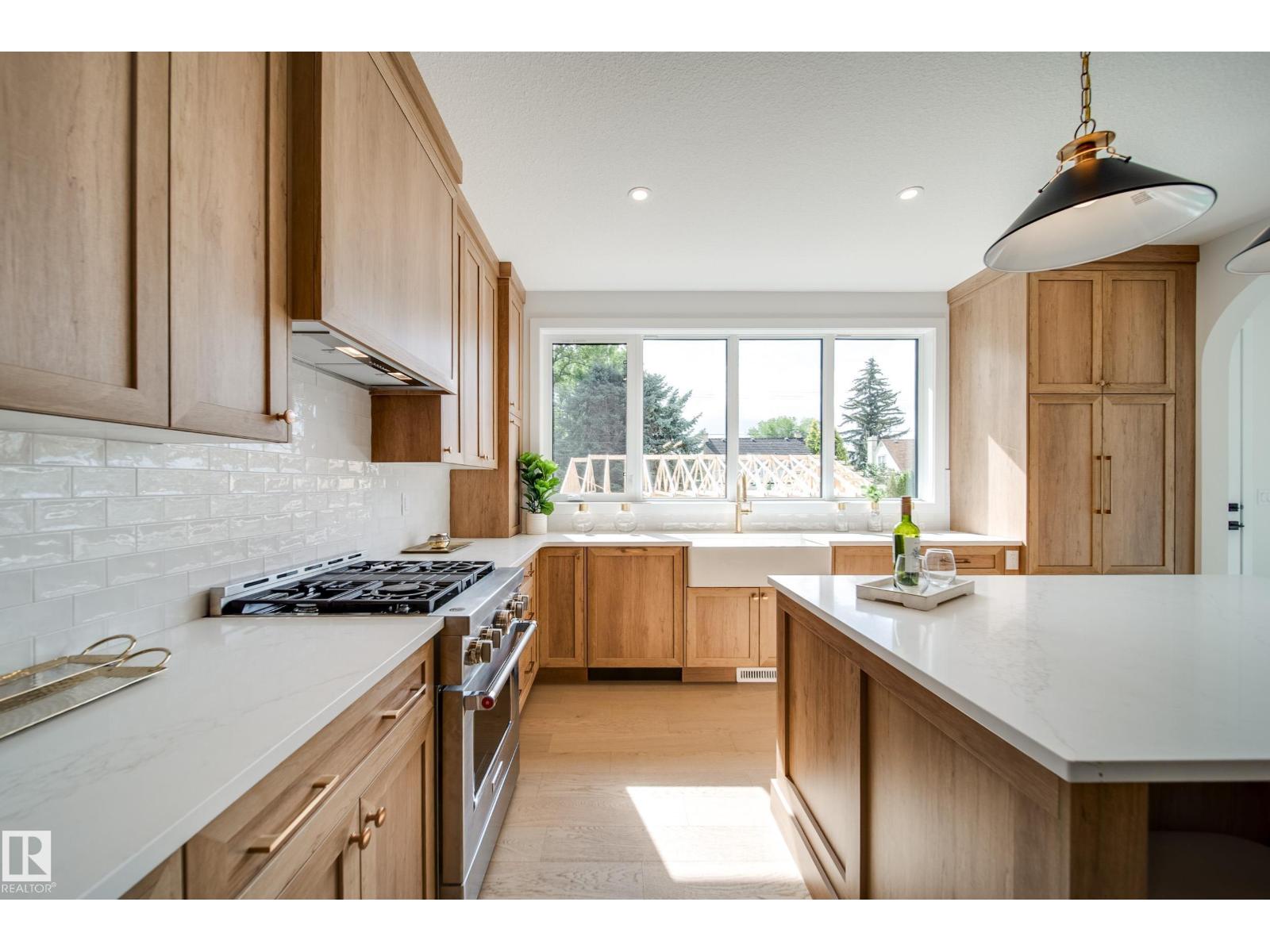 6003 111 Av Nw, Edmonton, Alberta