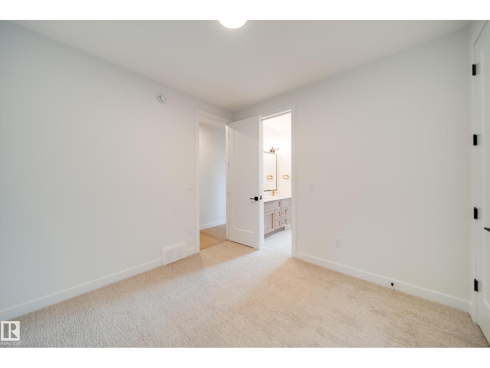 6003 111 Av Nw, Edmonton, Alberta