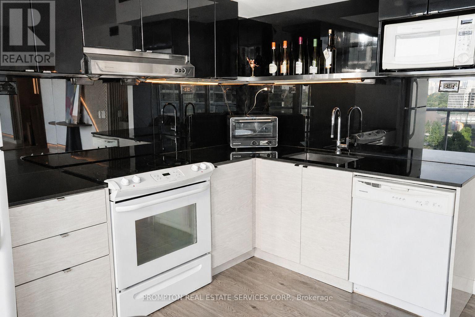 717 - 72 Esther Shiner Boulevard, Toronto (bayview Village), Ontario