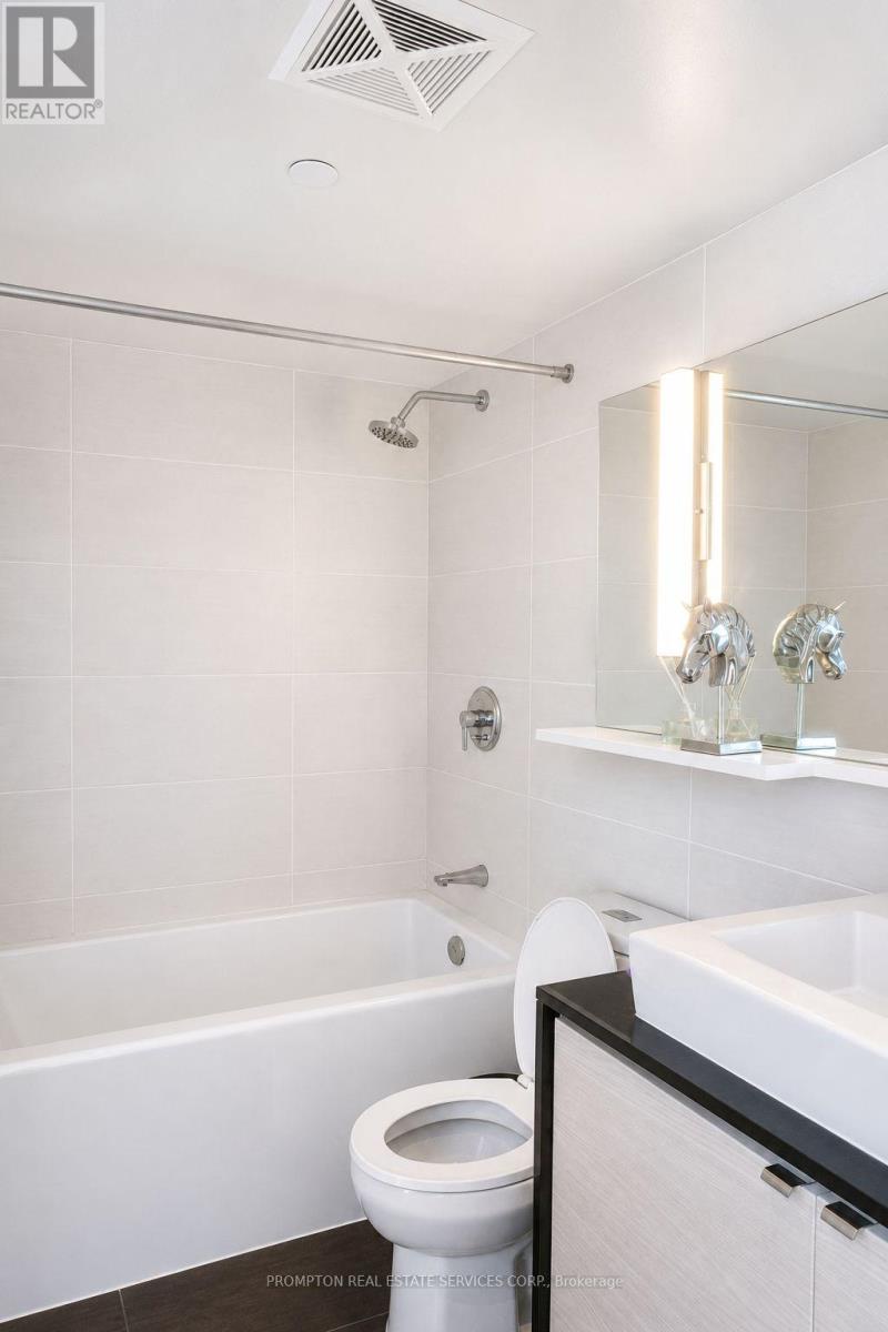 717 - 72 Esther Shiner Boulevard, Toronto (bayview Village), Ontario