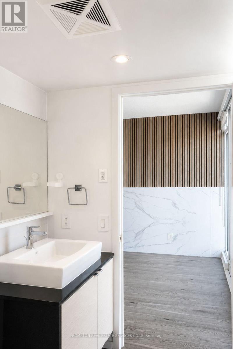 717 - 72 Esther Shiner Boulevard, Toronto (bayview Village), Ontario