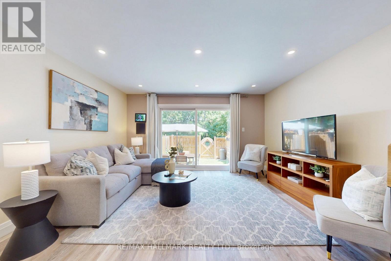 66 - 275 Manse Road, Toronto (west Hill), Ontario
