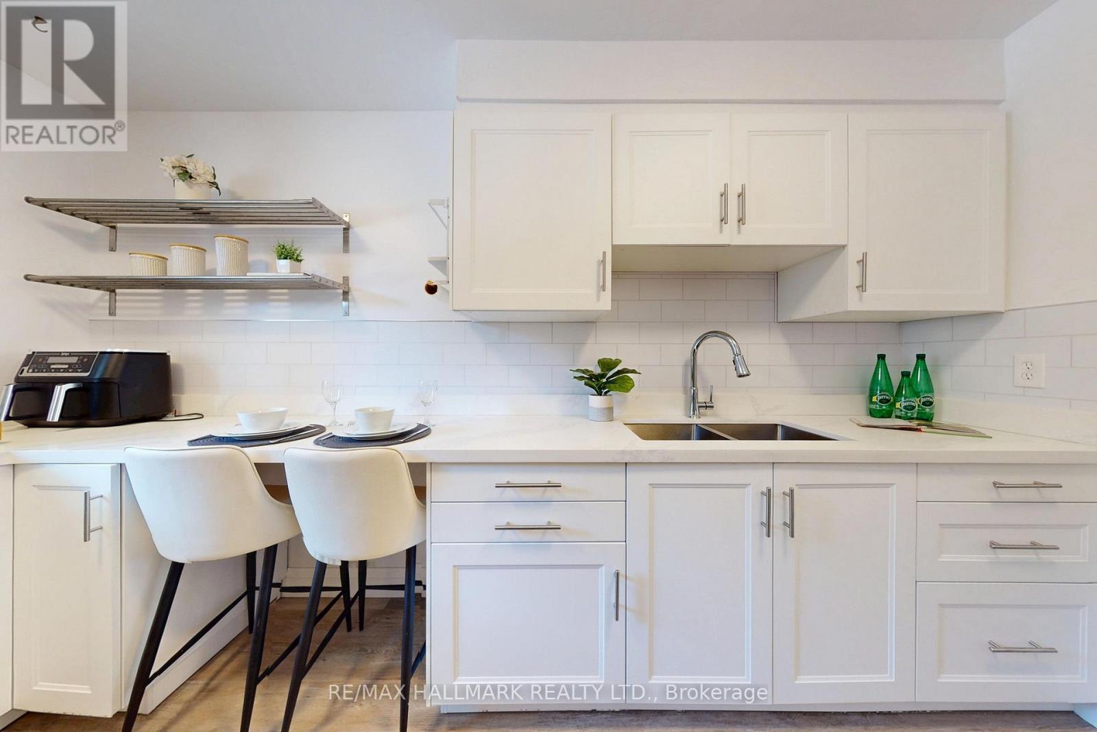 66 - 275 Manse Road, Toronto (west Hill), Ontario