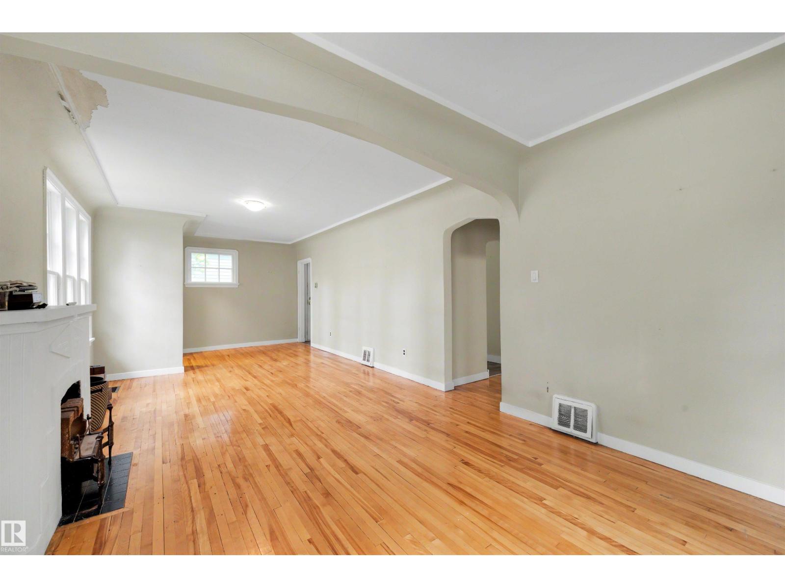 10612 127 St Nw, Edmonton, Alberta