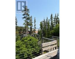 81 Stanley Drive