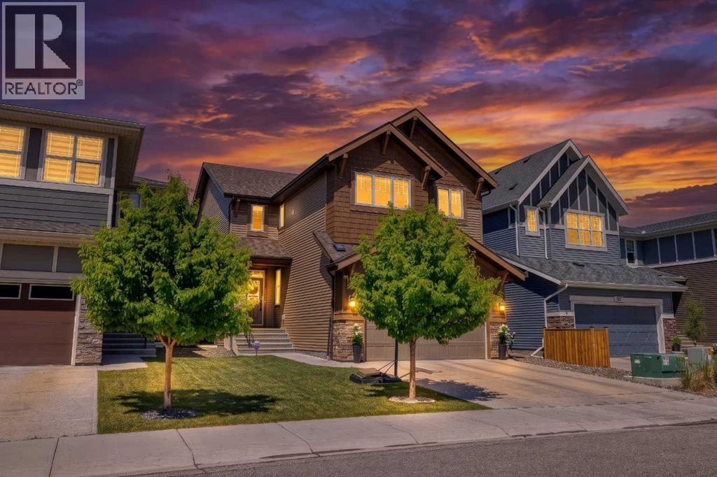 15 Tuscany Ridge Manor Nw, Calgary, Alberta