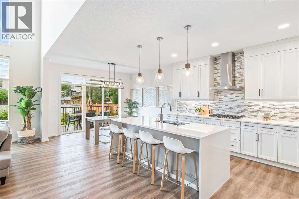 15 Tuscany Ridge Manor Nw, Calgary, Alberta