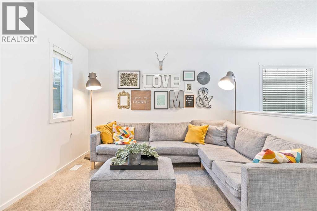 15 Tuscany Ridge Manor Nw, Calgary, Alberta