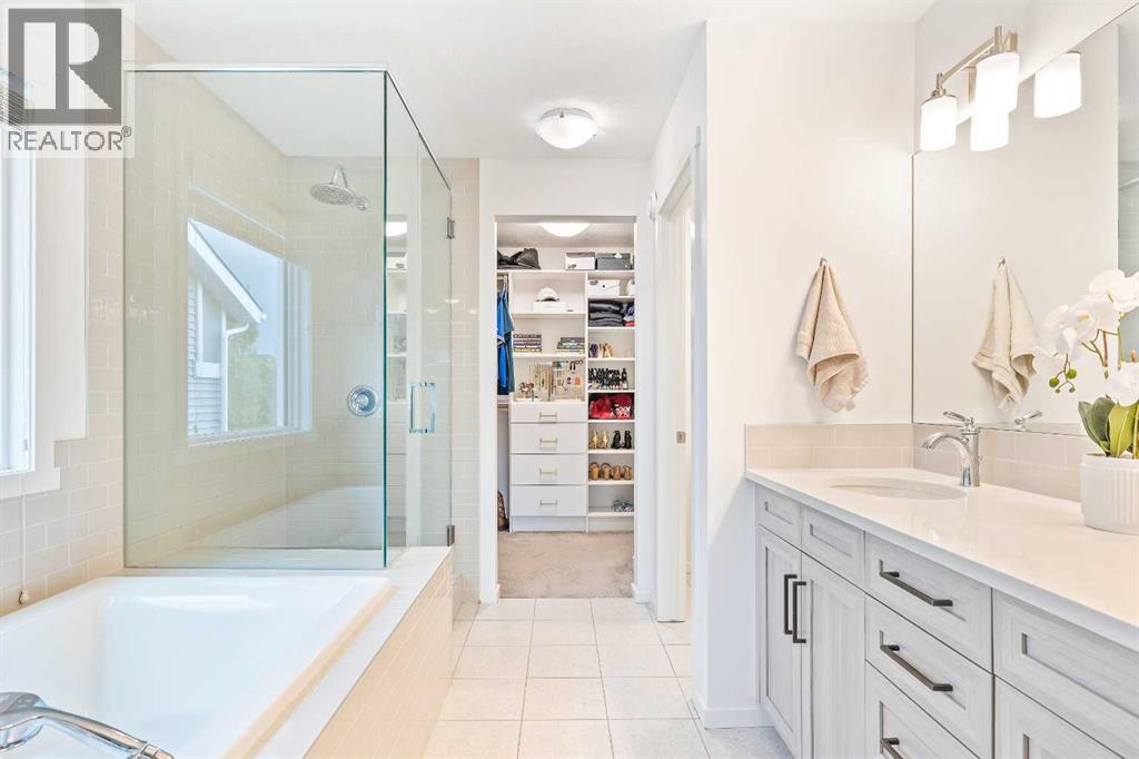 15 Tuscany Ridge Manor Nw, Calgary, Alberta
