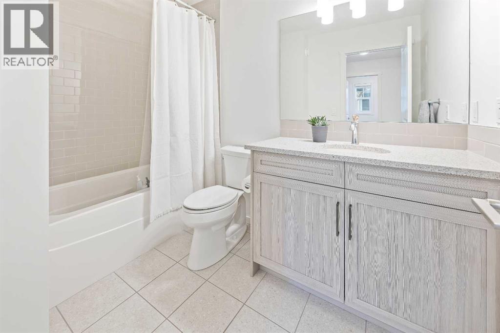 15 Tuscany Ridge Manor Nw, Calgary, Alberta