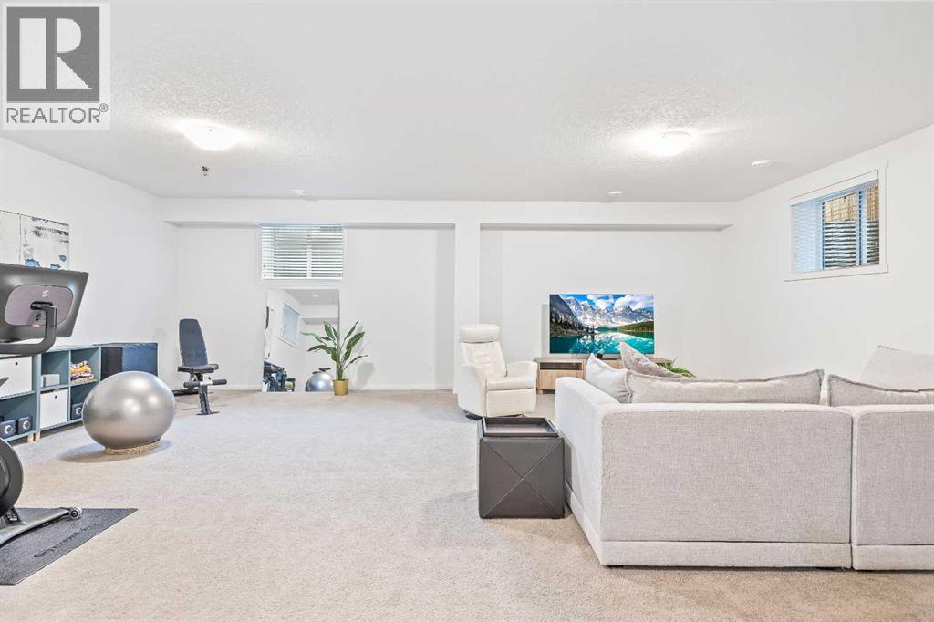 15 Tuscany Ridge Manor Nw, Calgary, Alberta