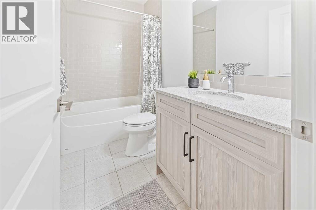 15 Tuscany Ridge Manor Nw, Calgary, Alberta