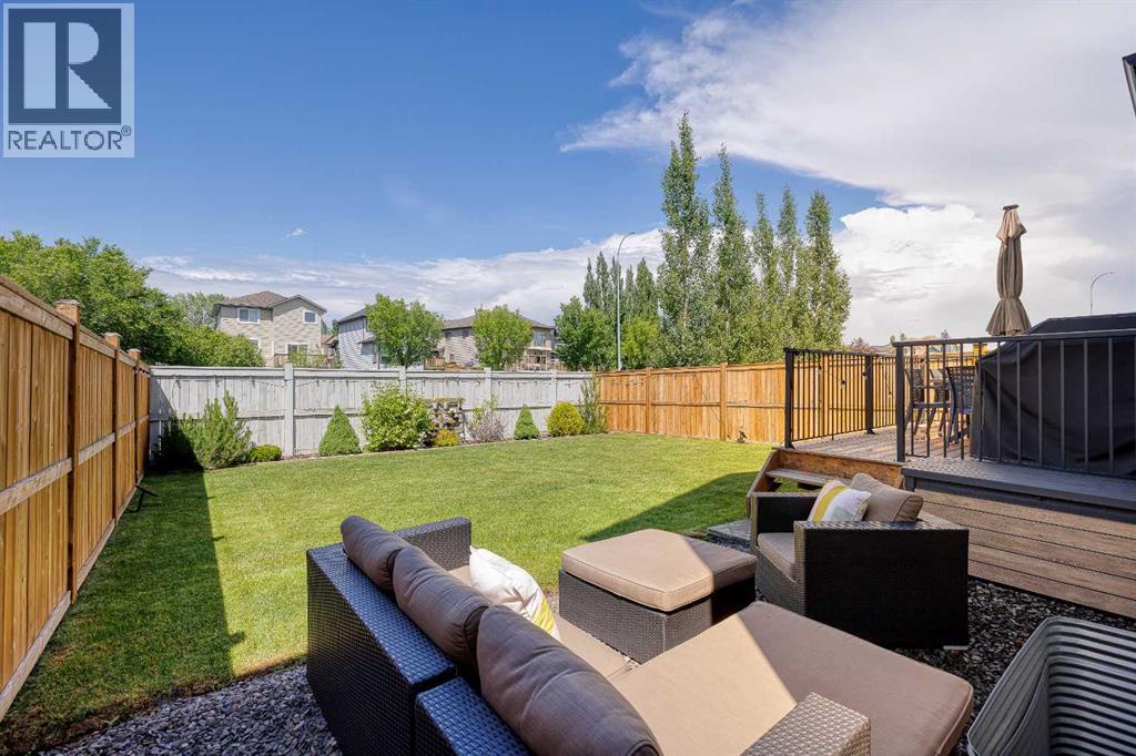 15 Tuscany Ridge Manor Nw, Calgary, Alberta