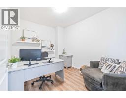 15 Tuscany Ridge Manor NW